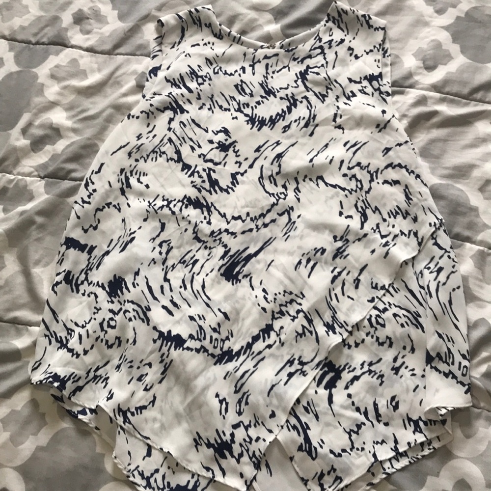 Cream and navy blue dressy tank top